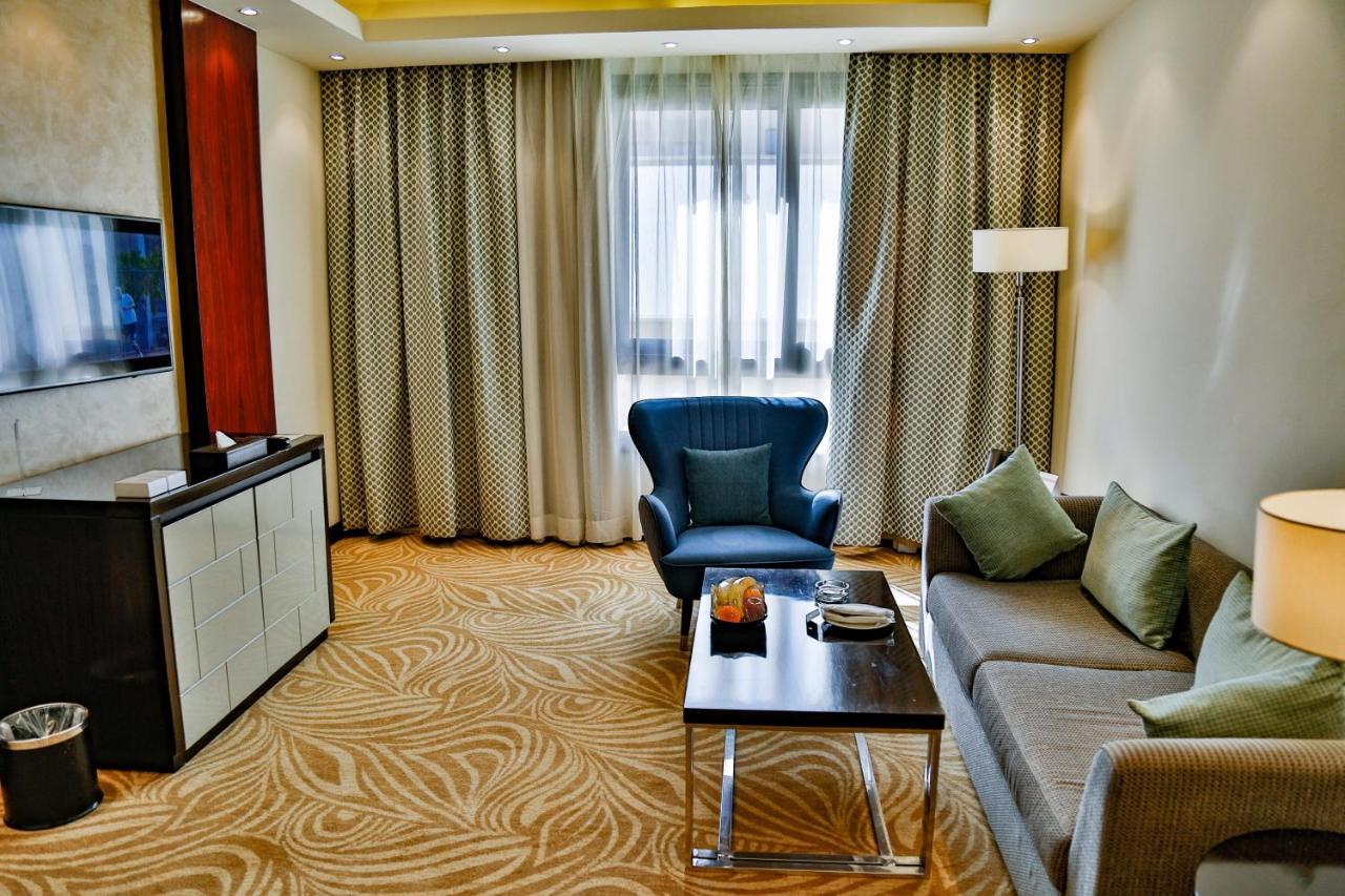 Junior Suite,1344124961:JPEG